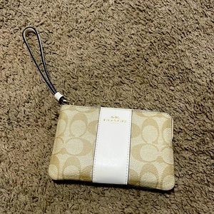 Brand New Coach wallet clutch